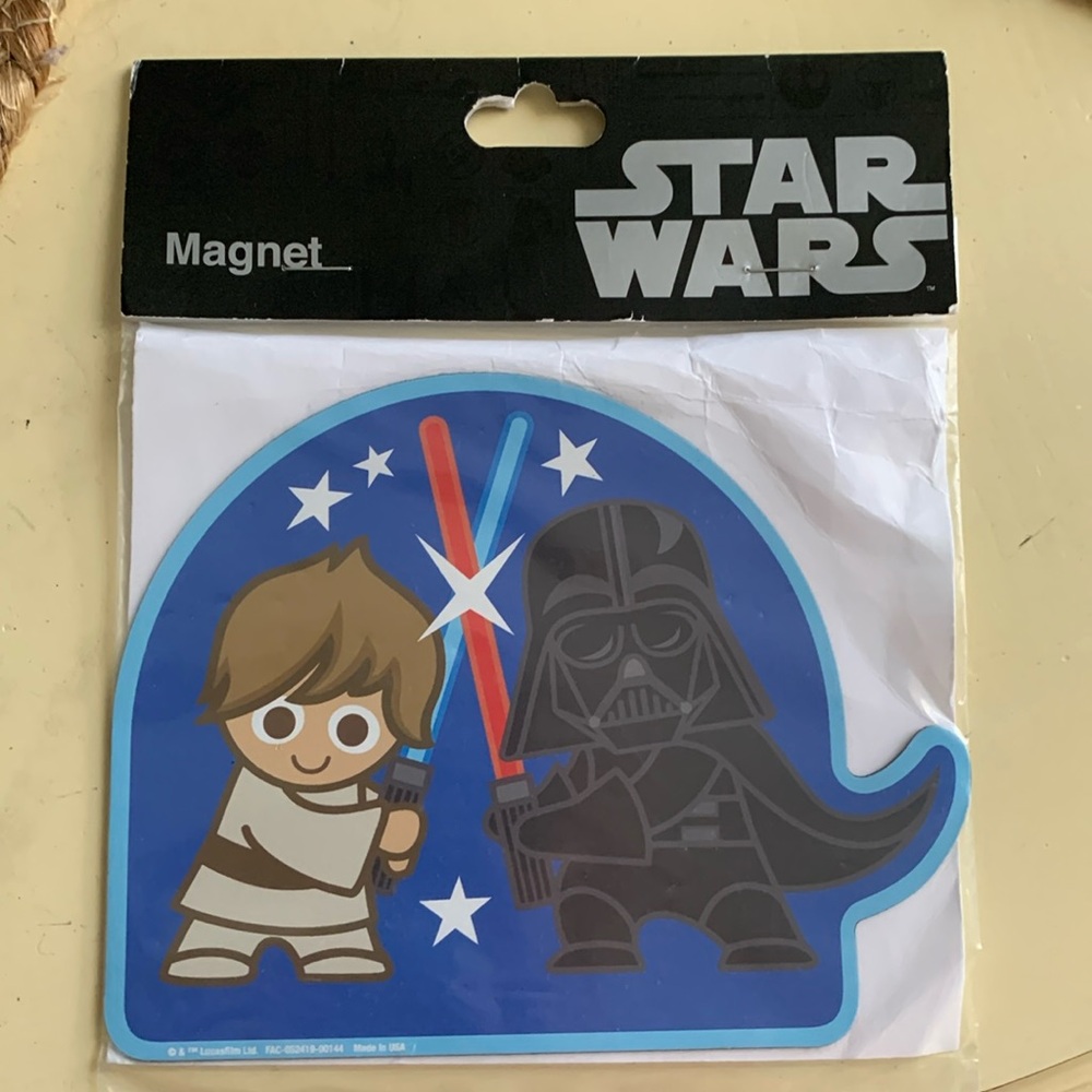 Big car Star Wars magnet from Hollywood studios